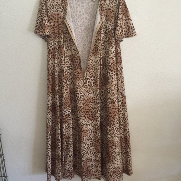Tigerlily Swing Maxi Dress - Picture 5 of 11